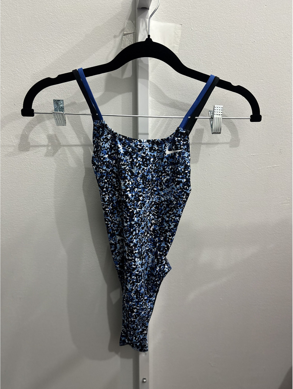 Nike Hydrastrong Women's One-Piece Swimsuit